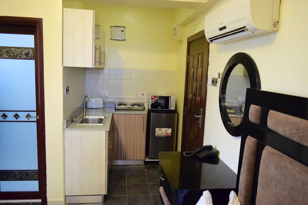 undefined New Avon Apartments 8