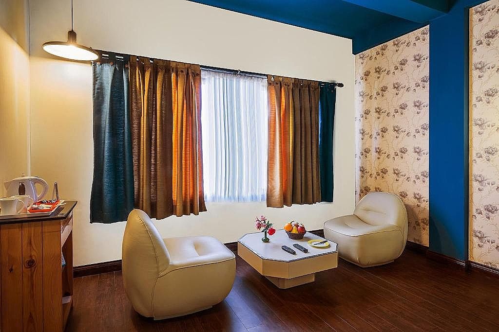 Honeymoon Inn Manali Deluxe Room with Bathtub 7