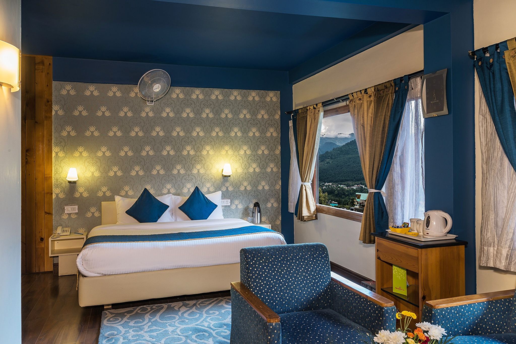 Super Deluxe Room with Bathtub