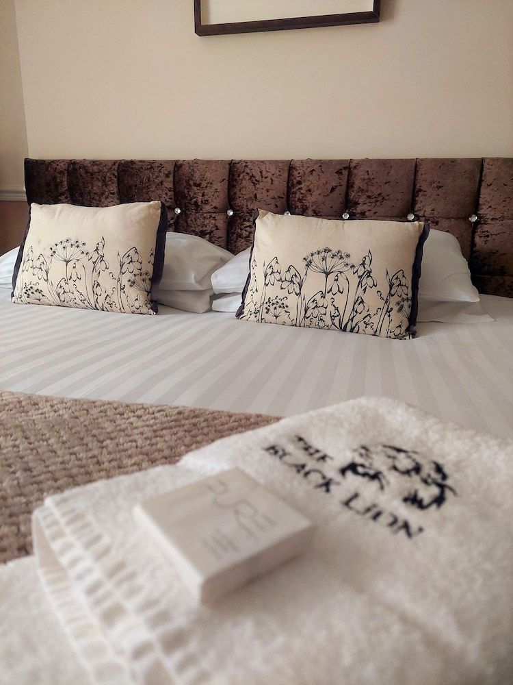 The Black Lion Royal Hotel Double Room