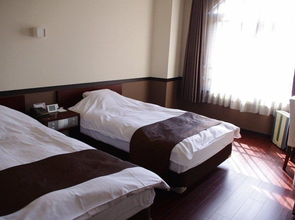 Economy Twin Room