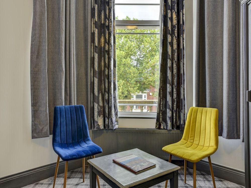 Empire Hotel Standard Double Room, 1 Double Bed 7