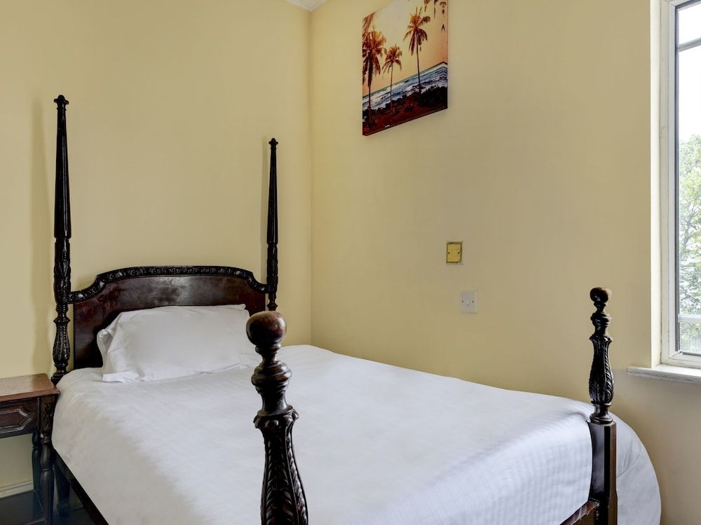 Empire Hotel Deluxe Double Room, 1 Double Bed