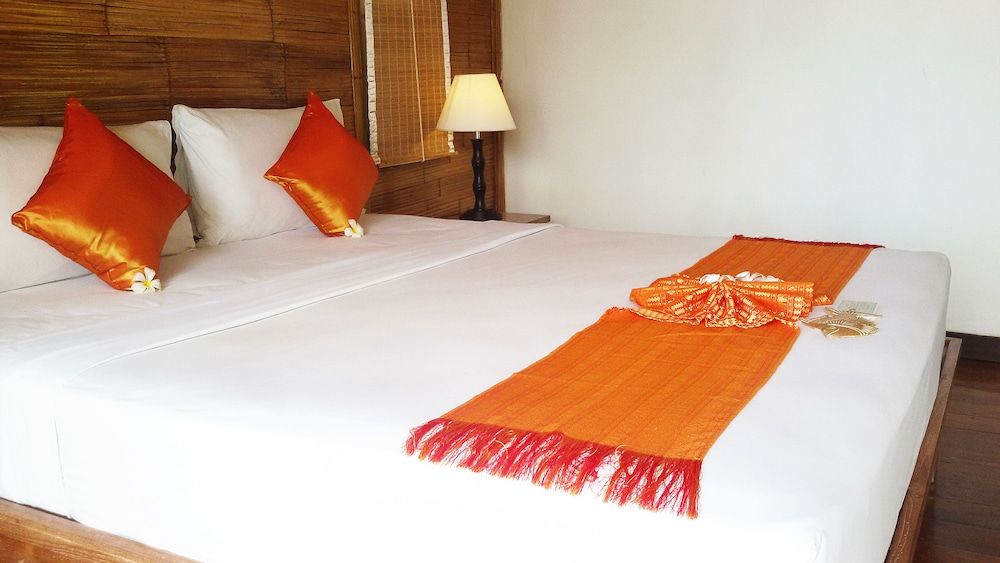 Koh Tao Hillside Resort Deluxe Sea View 2