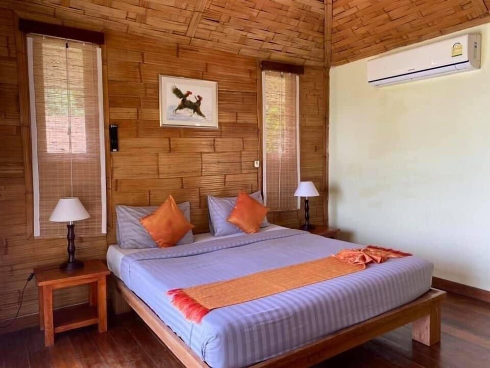 Koh Tao Hillside Resort Deluxe Sea View 5