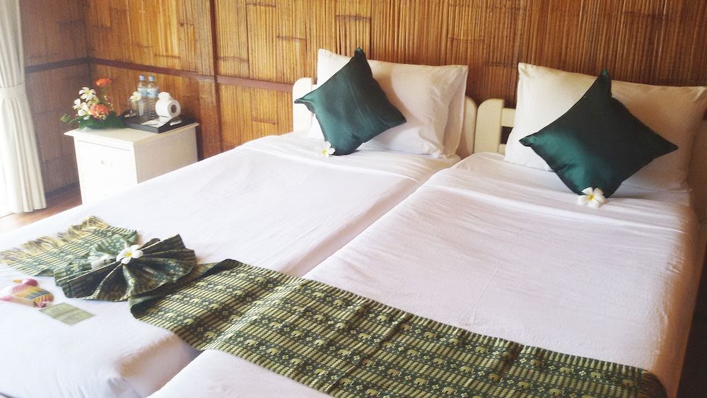 Koh Tao Hillside Resort Diving Village 7