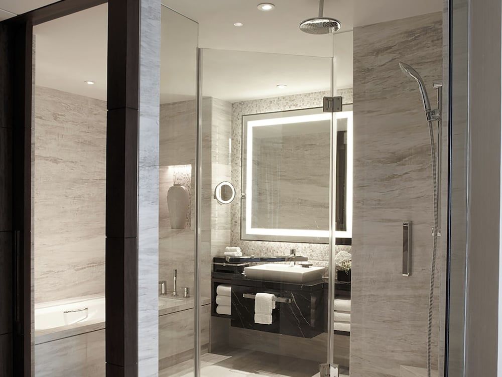 Shanghai Marriott Hotel Pudong East Deluxe Room, 2 Double Beds 5