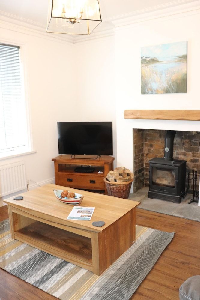 Kindly Light Cottage Cottage, Private Bathroom 12