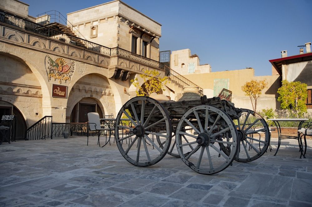 undefined Ottoman Cave Suites 6