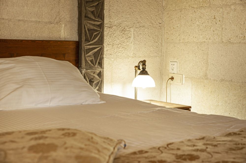 Ottoman Cave Suites Stone Room 2