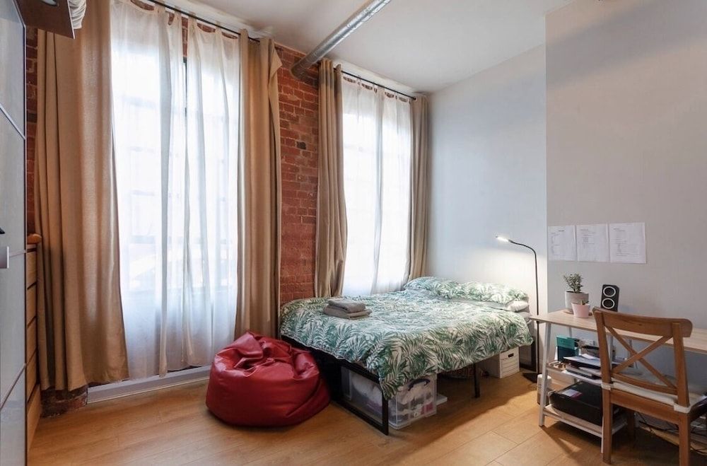 Apartment 74