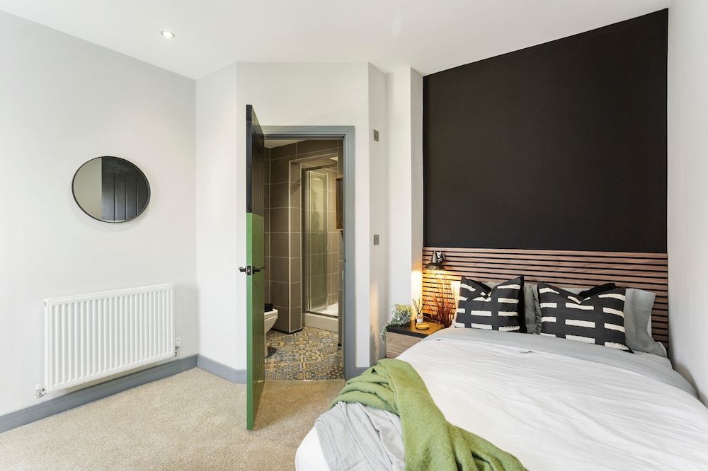 Basic Apartment