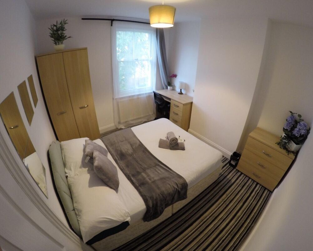 Double Room (Location 2)