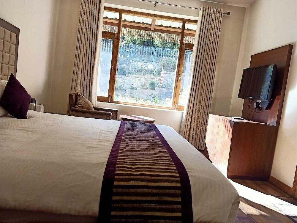 2 Room Cottage