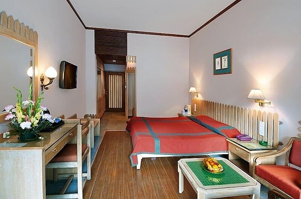 Shingar Regency Manali (Centrally Located with Private Balconies) Regency Room