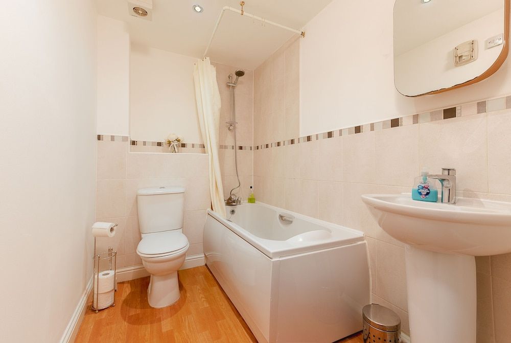 KVM - Peacock Apartment Classic Apartment, Private Bathroom (KVM - Peacock Apartment) 9