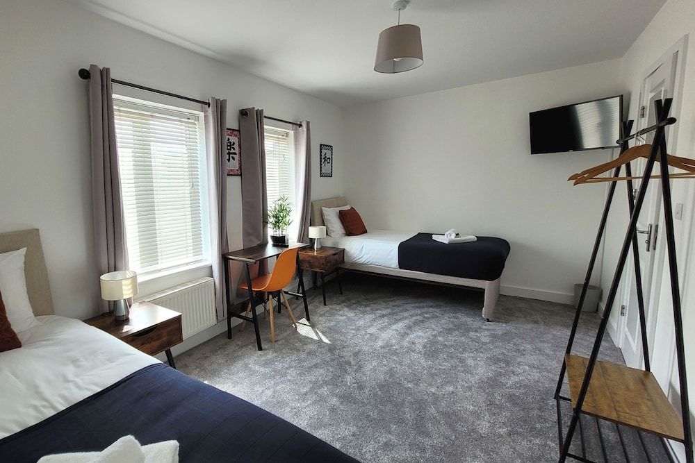 undefined House of 4 Chimneys by Your Lettings UK