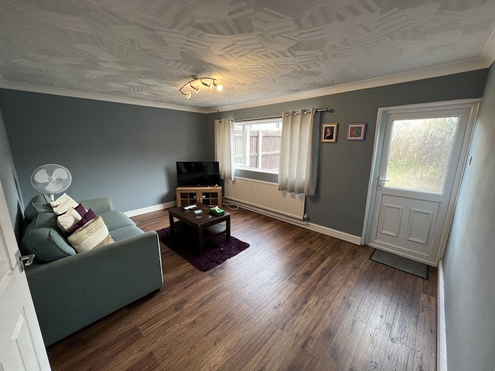 undefined Fellowes Garden 4