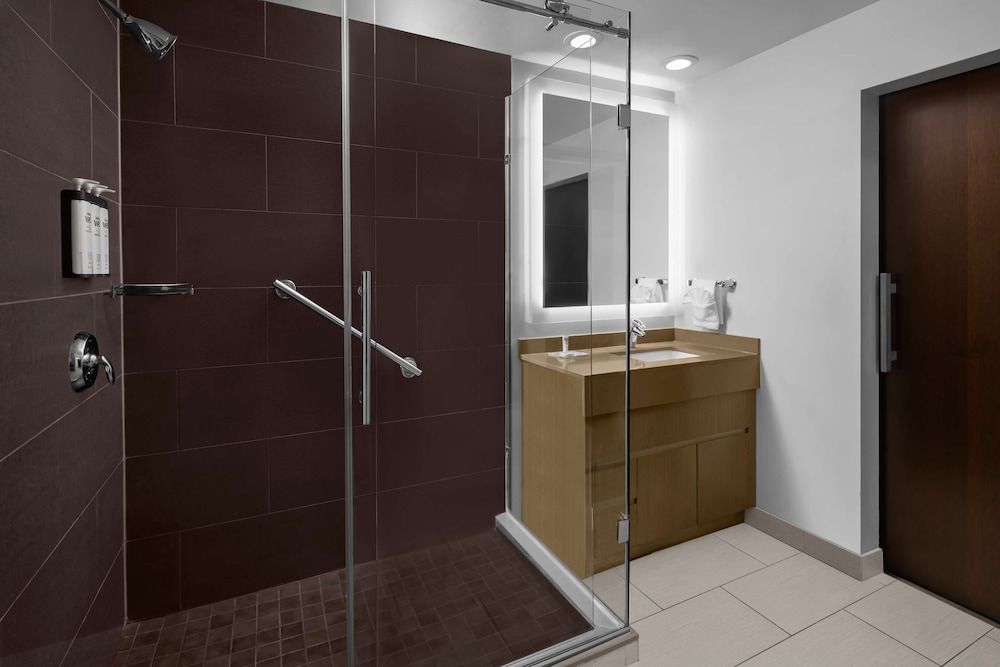 Suite, 1 King Bed, Non Smoking (1 Bedroom)