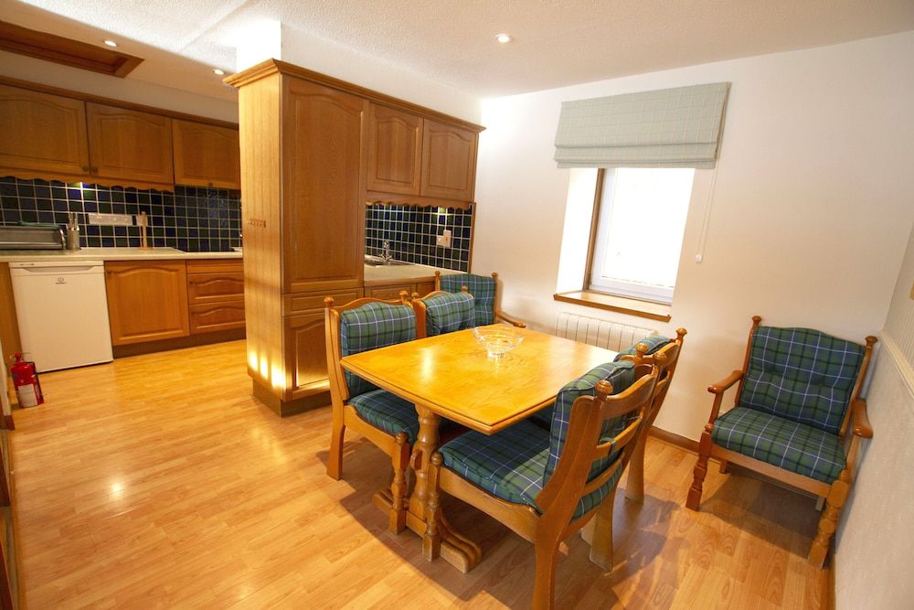 Lochside 5