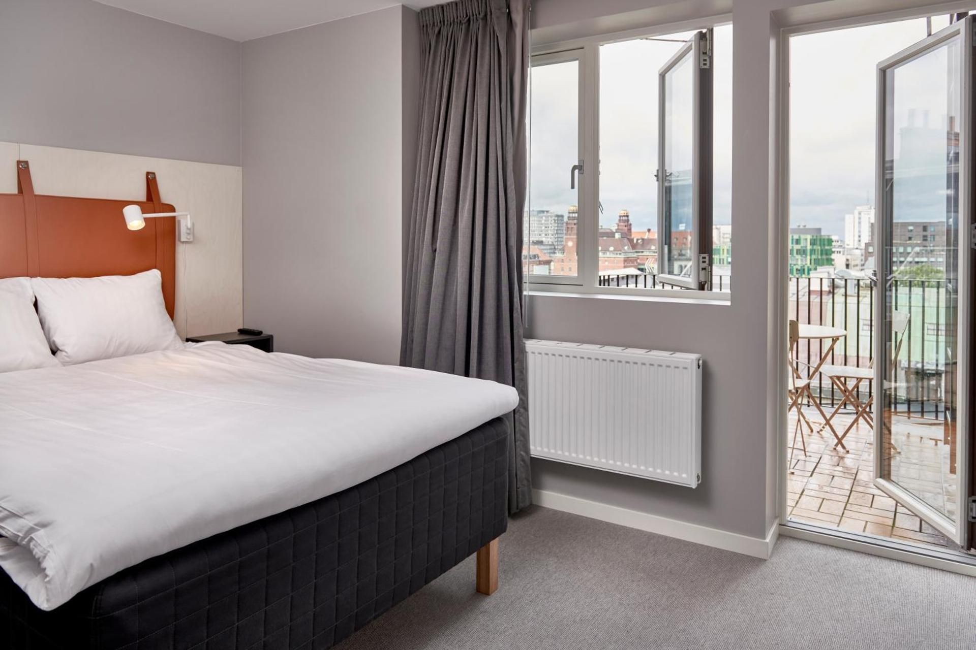 undefined Moment Hotels 5