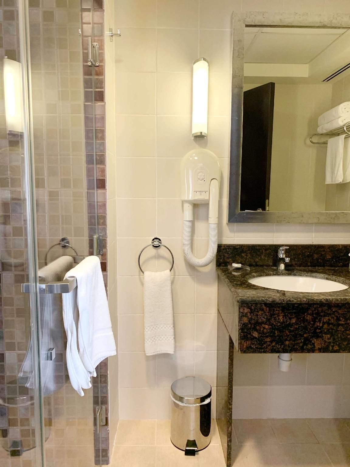 undefined Best Western Premier Muscat 10