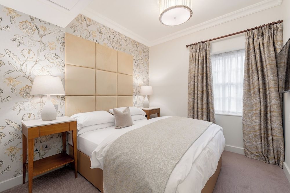 One Bedroom Suite