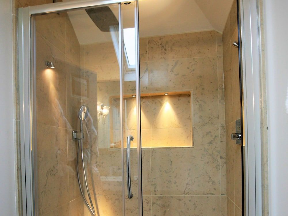 The White Horse Inn Double Room, Ensuite 7