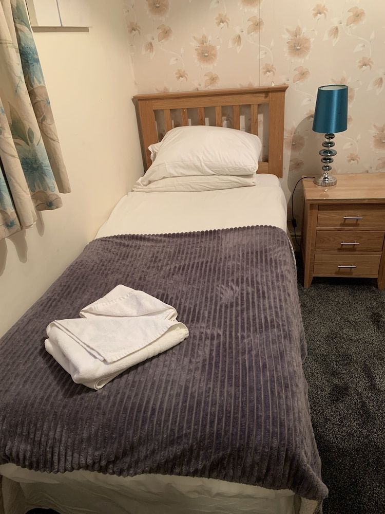 Small Single Room