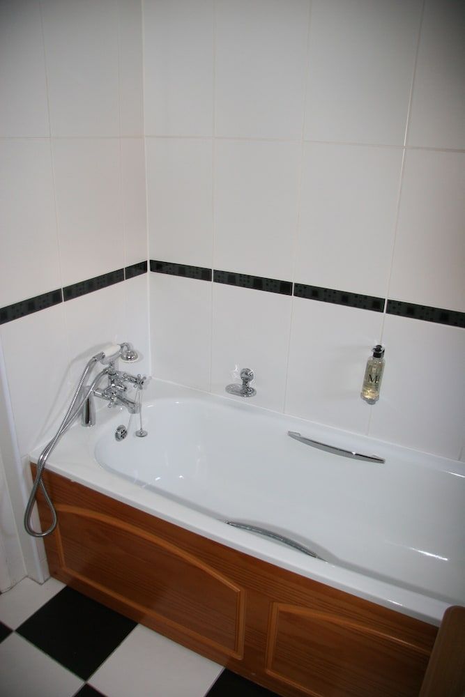 The Hope Anchor Standard Room 5