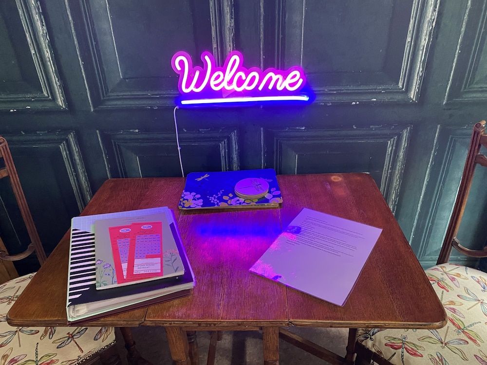 Bedford House Retreat House, 2 Bedrooms 5