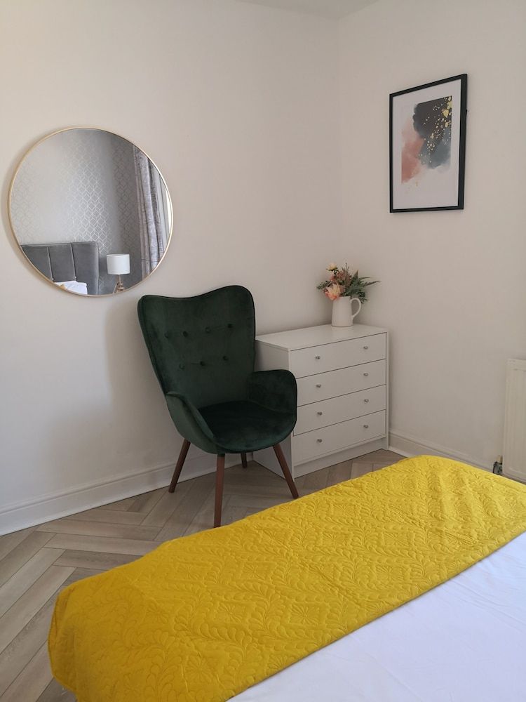 Standard House, 3 Bedrooms