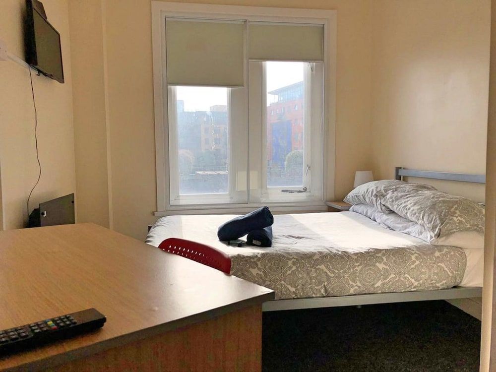 Harley Rooms- 248 West Street