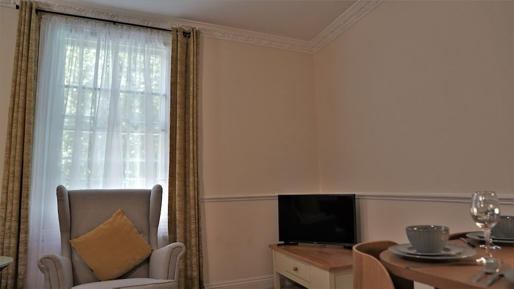 Meadow Terrace Cottage 45