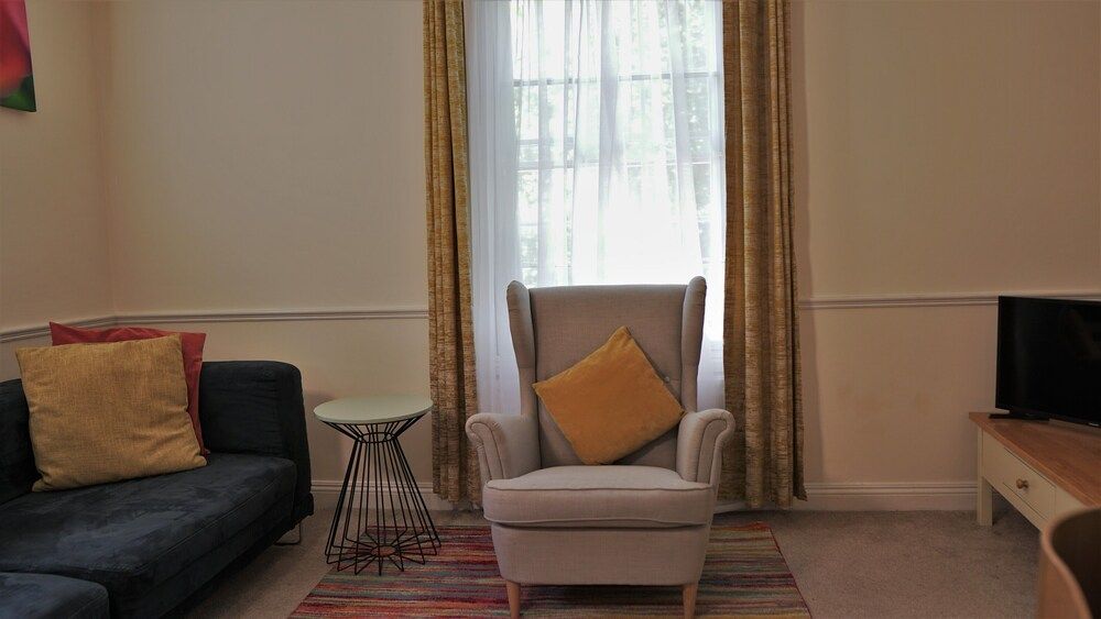 Meadow Terrace Cottage 38