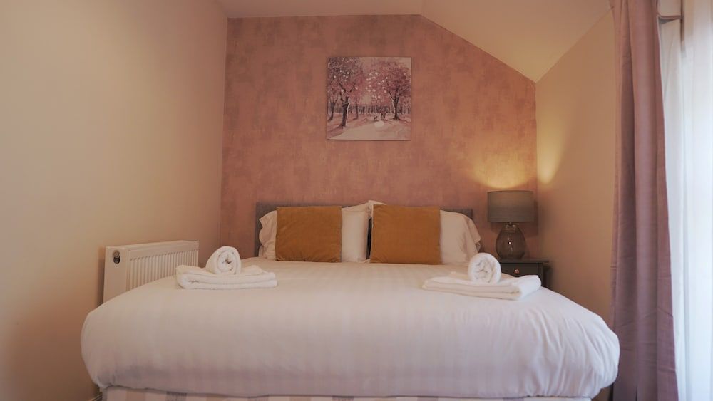 Meadow Terrace Cottage 13