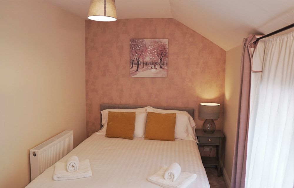 Meadow Terrace Cottage 18