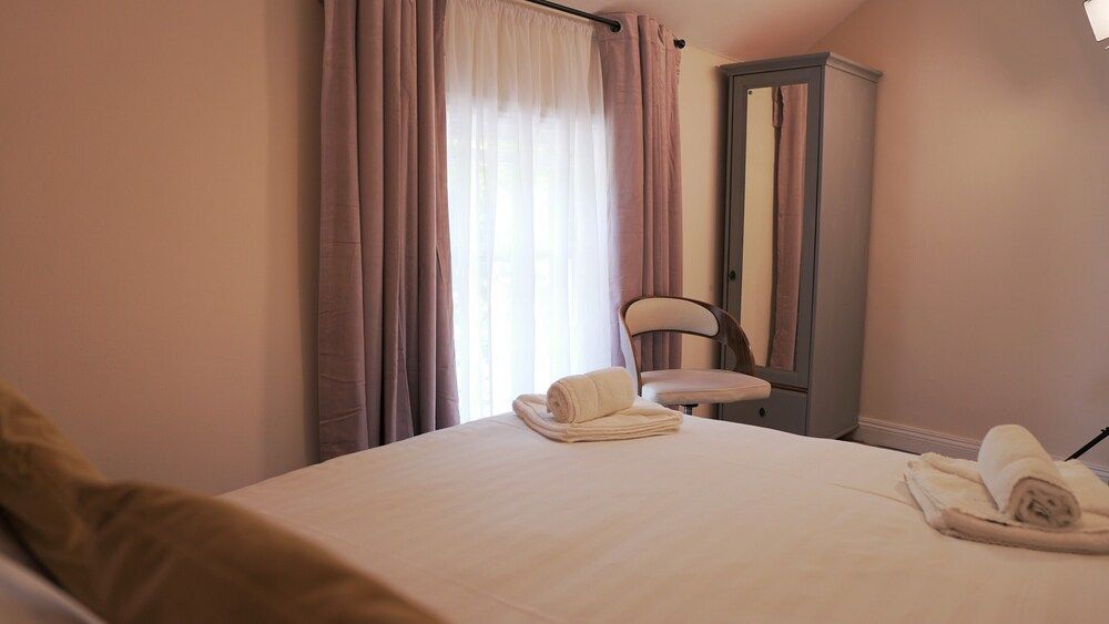 Meadow Terrace Cottage 20