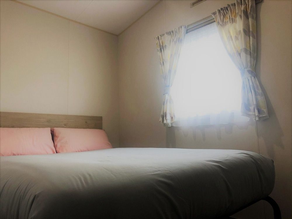 Standard Mobile Home, 2 Bedrooms