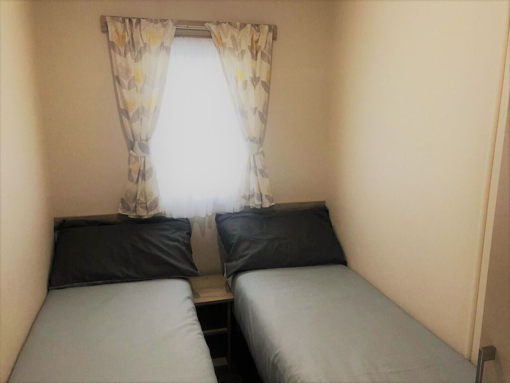 Standard Mobile Home, 2 Bedrooms