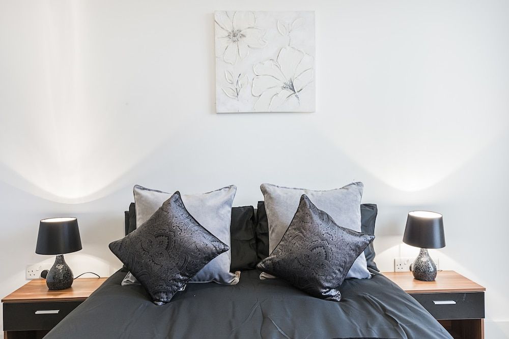 undefined Cornwall House Apartments 4