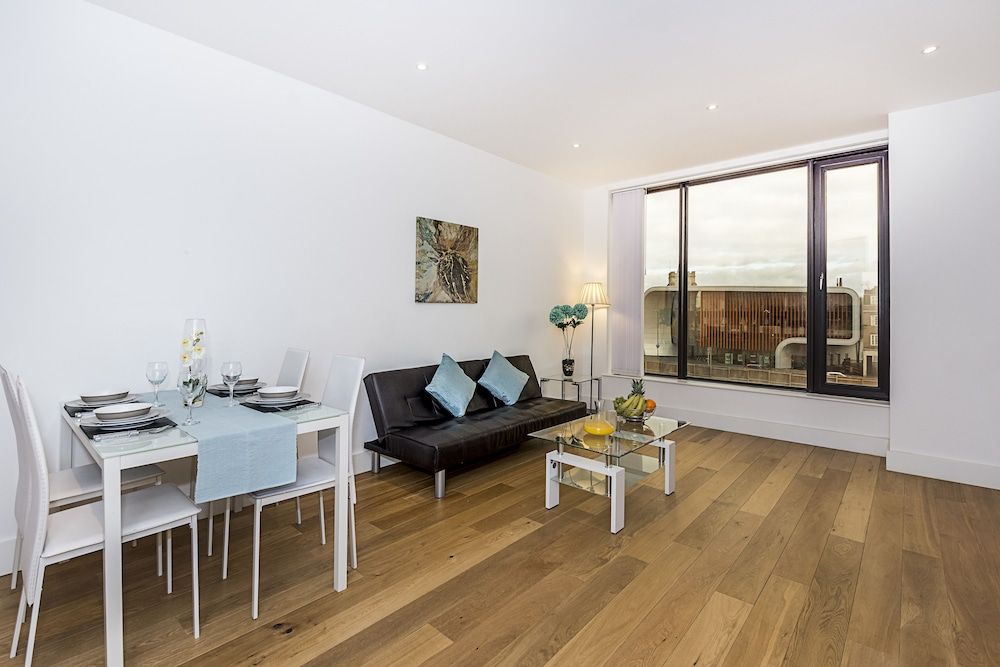 undefined Cornwall House Apartments