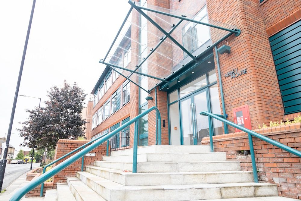 undefined Deluxe & Chic 1 & 2 Bed Apts near Heathrow, Legoland, & Windsor Slough