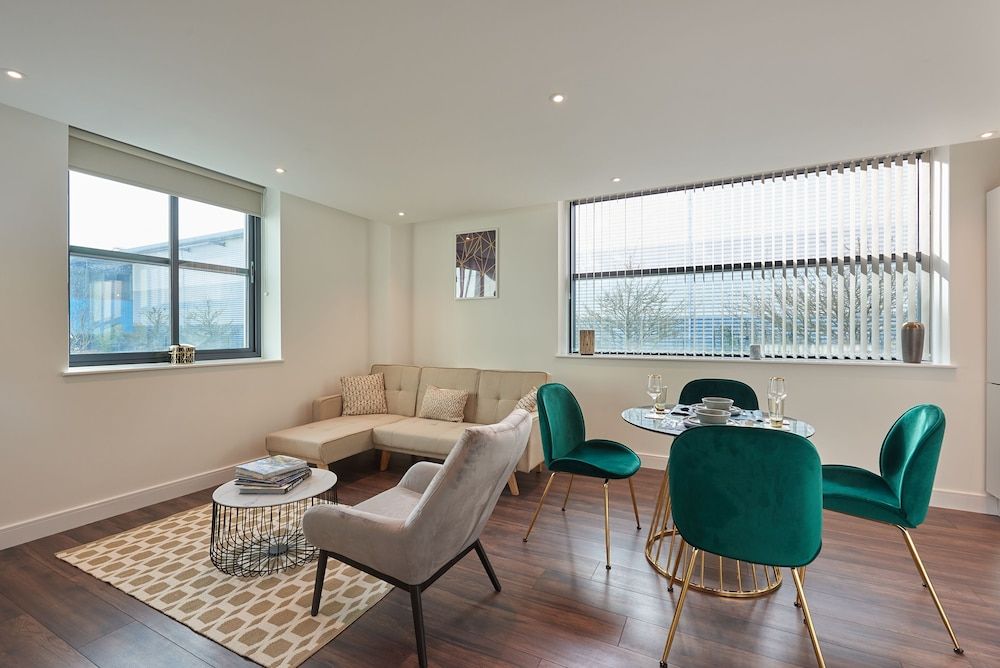 1BR Flat With a Double Bed - New Eton House Residence Slough Apartment 29