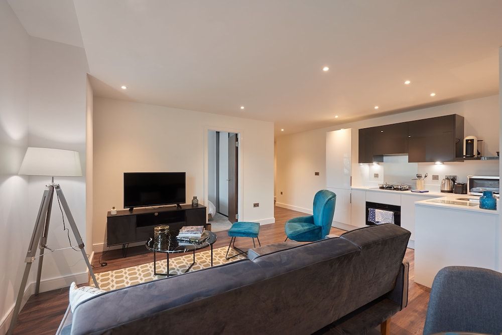 1BR Flat With a Double Bed - New Eton House Residence Slough Apartment 24