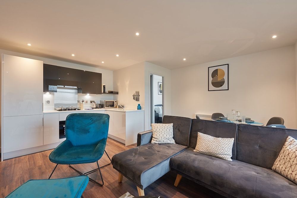 1BR Flat With a Double Bed - New Eton House Residence Slough Apartment 21