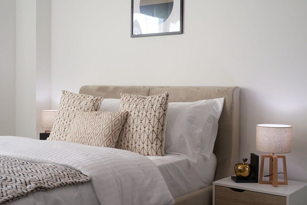 1BR Flat With a Double Bed - New Eton House Residence Slough Apartment 33