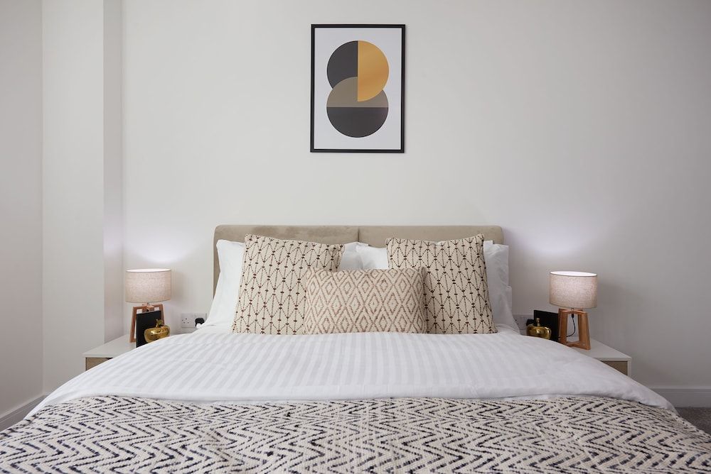 undefined 1BR Flat With a Double Bed - New Eton House Residence Slough