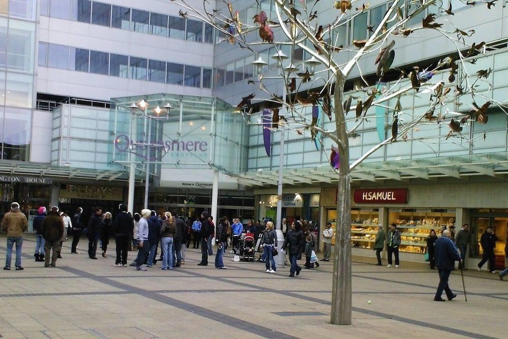 undefined Livestay - Modern Spacious 2 Bed 2 Bath Apartment 2