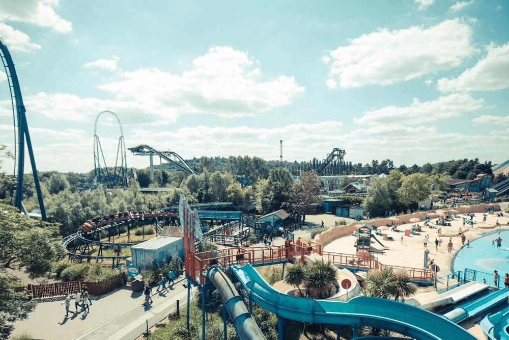 undefined Livestay - Modern Spacious 2 Bed 2 Bath Apartment 4